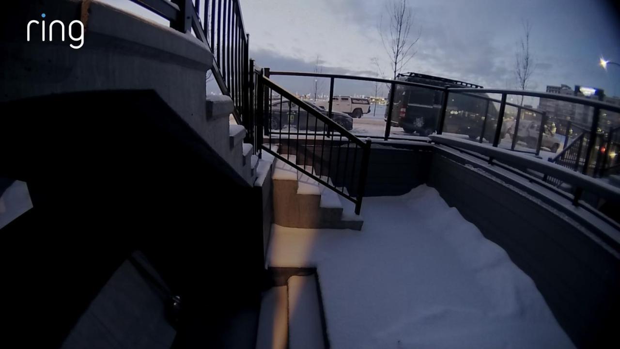 Home Sweet Condo YYC Exteriör bild